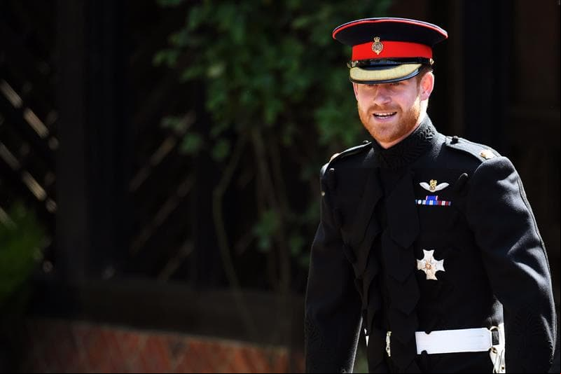 Príncipe Harry lució nervioso durante la ceremonia