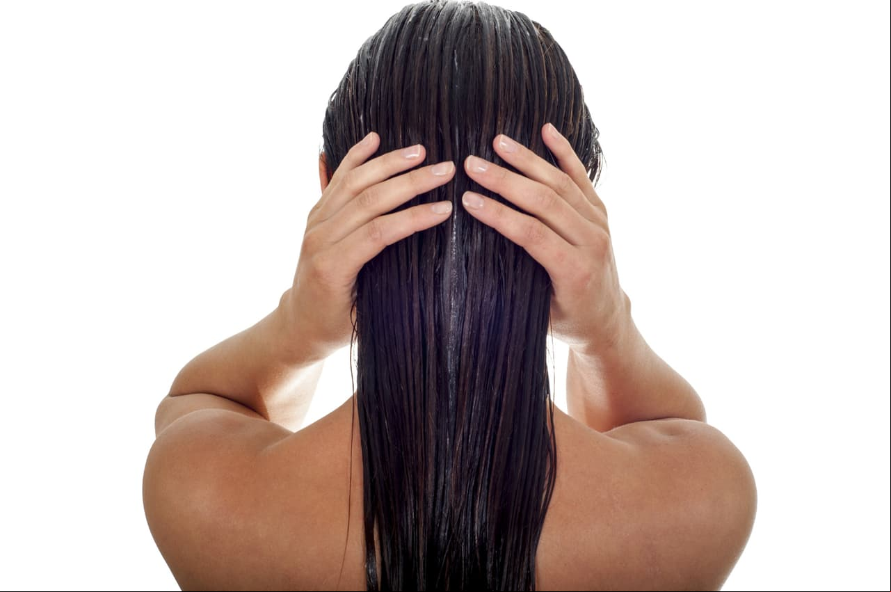 Es una solución natura para acelerar el crecimiento del cabello, pestañas o cejas