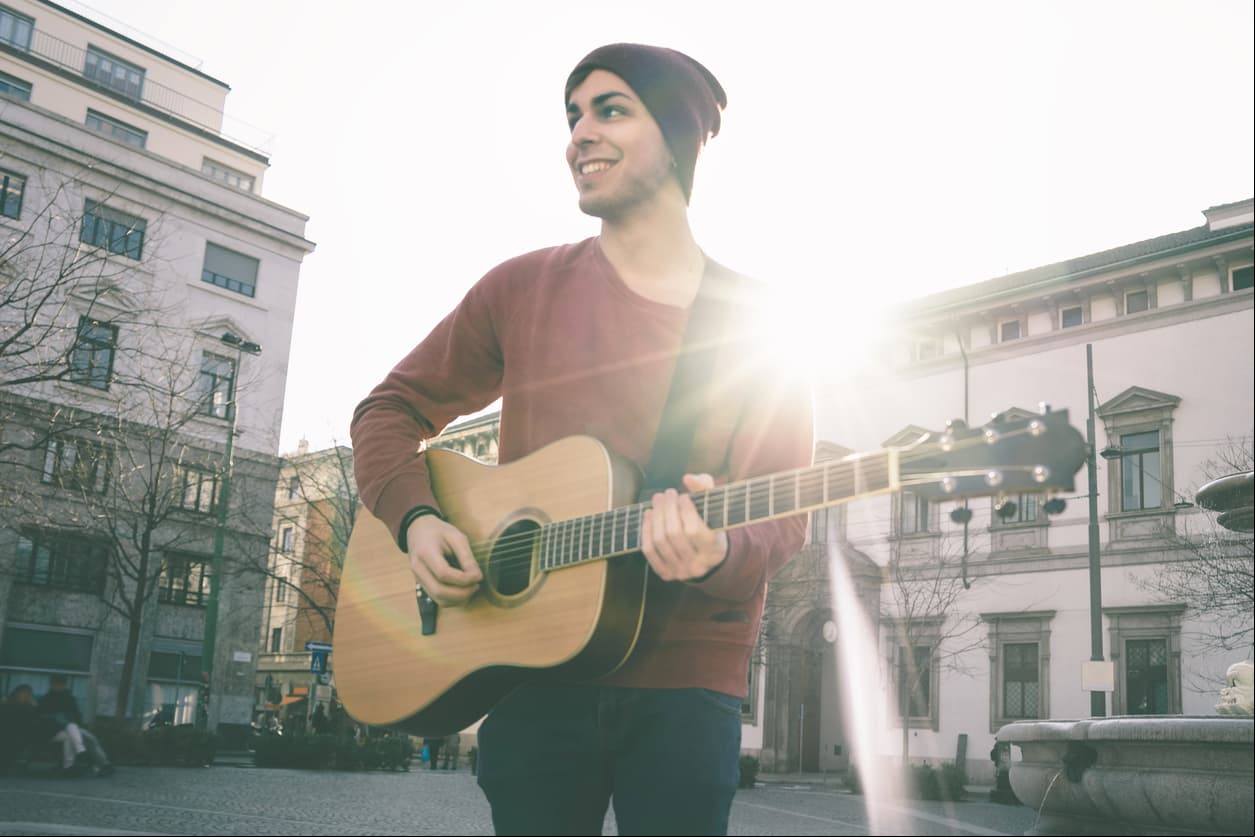 Aries. Serás la musa de un músico que no querrá pasar un solo día más sin ti.