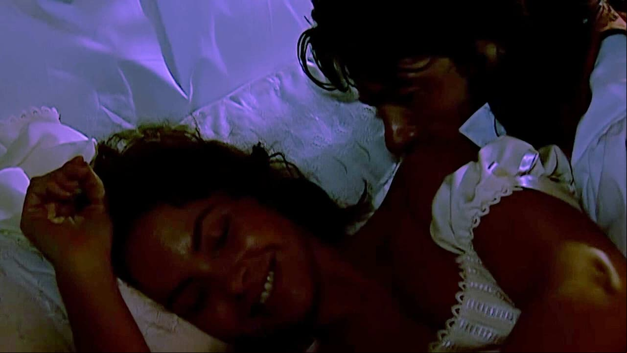 Luis usurpa a Antonio y le hace el amor a Hipólita en ‘Alborada’