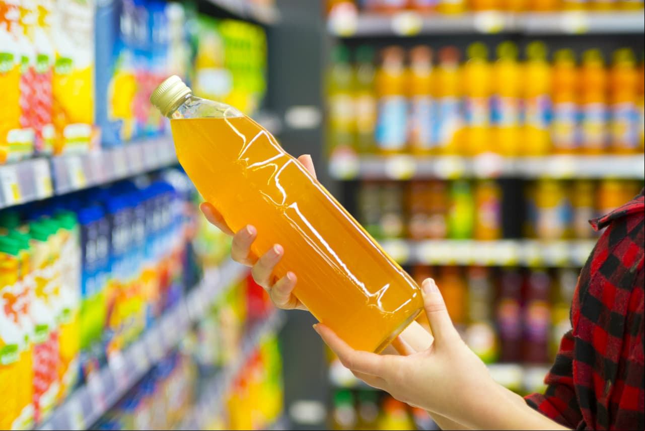 Jugos procesados. Un estudio de la Universidad de California encontró que el consumo excesivo de estas bebidas genera acumulación de grasa corporal.