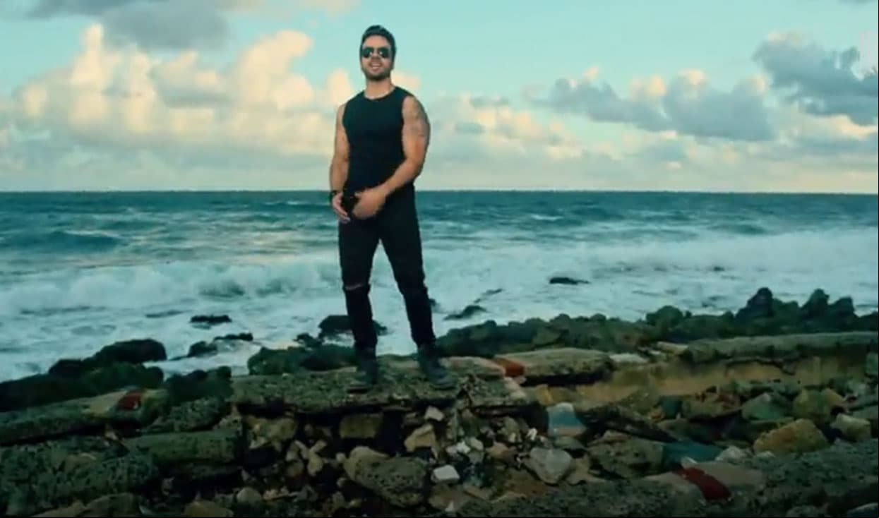 Luis Fonsi empodera a la mujer con &#39;Échame la culpa&#39;