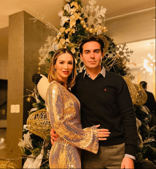 Tras casi 13 años de matrimonio, D'Alessio y Charito Ruíz han formado una familia junto a sus cuatro hijos: Jorge, Sara, Priscila y Mateo.