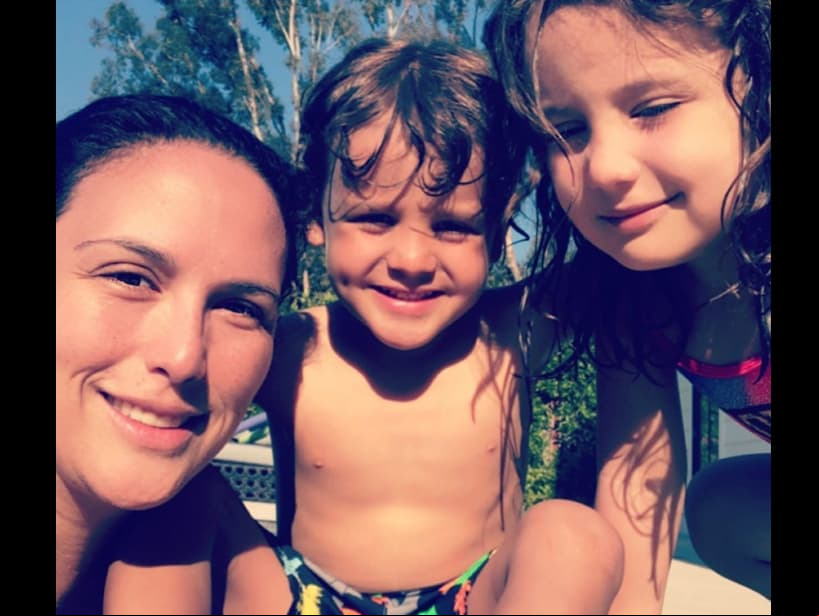 Angélica Masiel, la hija de Angélica Vale, tiene su propia cuenta en Twitter que cuenta con 14 mil seguidores, aunque su última publicación la hicieron en agosto de 2019.