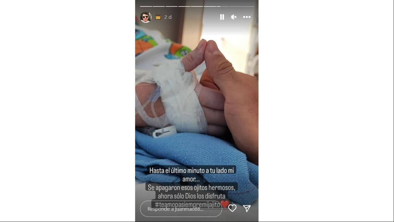 Juan Mao mostró una emotiva fotografía que se tomó con Santiago.