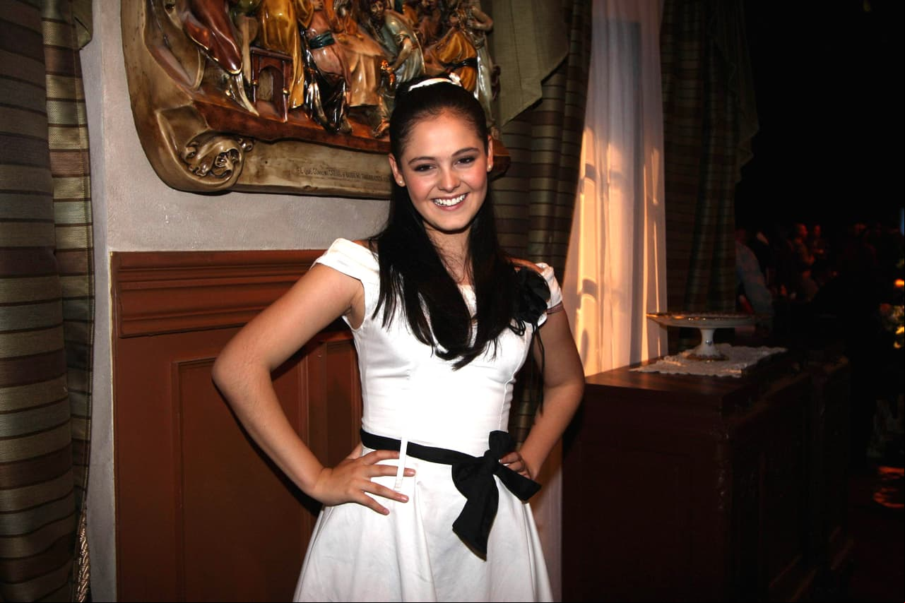 Allisson Lozz no se calla y responde contundente a quienes insisten en verla con look de telenovela.