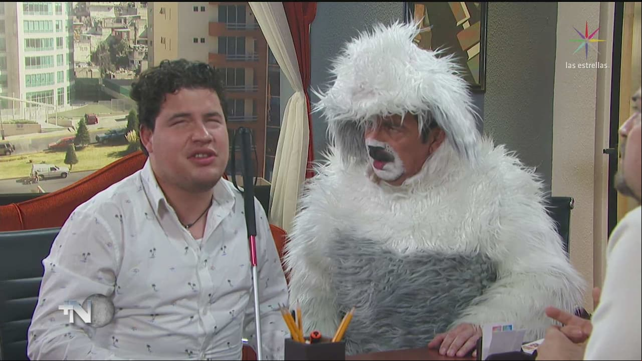 SKETCH: Terapia de parejas con el ‘Ojitos de huevo’