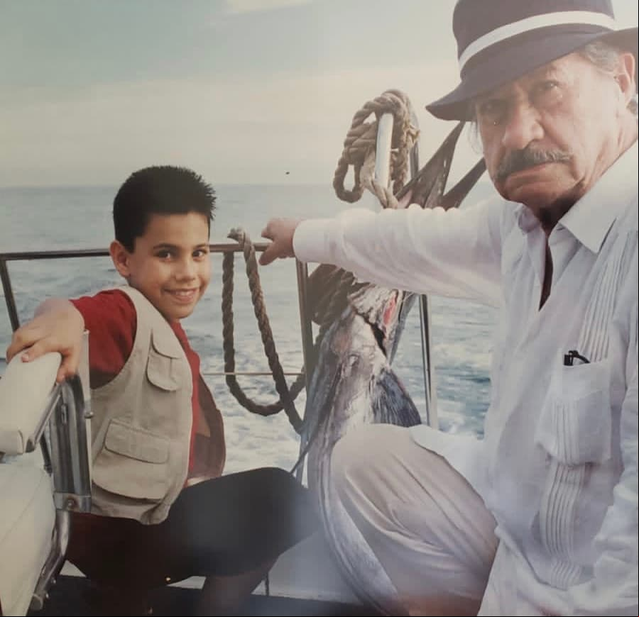 Y de pequeño, uno de los actores más queridos de las telenovelas infantiles.