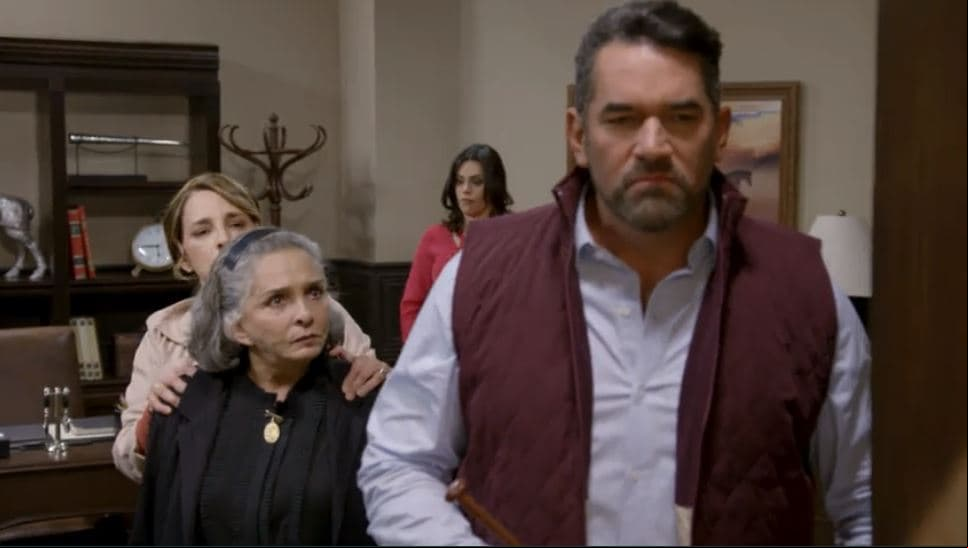 Capítulo 17: ¡Angustias defiende a Marina!