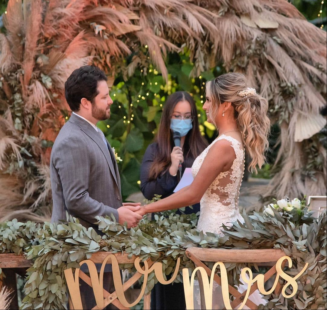 Así fue la boda de Karla Díaz de JNS: desde su vestido de novia hasta su primer baile con su esposo