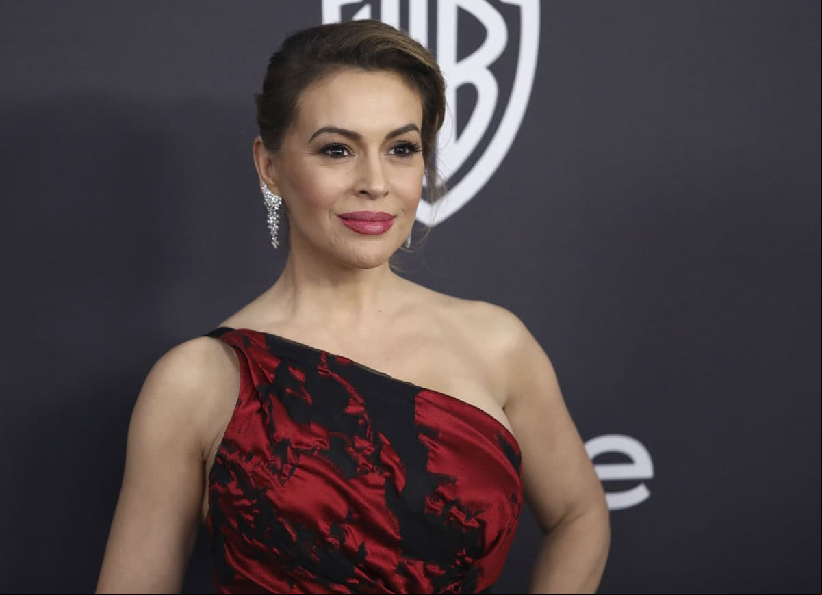 En octubre de 2017, la actriz Alyssa Milano lanzó el hashtag #MeToo y desencadenó una ola de testimonios alrededor del mundo, además de hacerse público el escándalo en torno al productor de cine Harvey Weinstein.