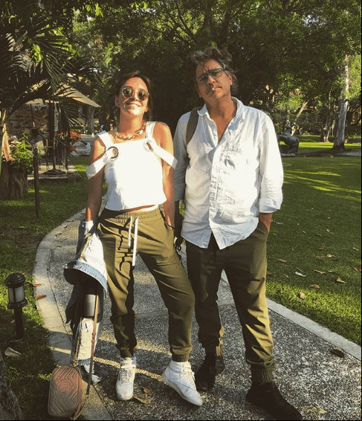 Aunque no se conocen más detalles de su relación, Regina Blandón y Martín Altomaro se conocieron en Puerto Vallarta durante el rodaje de la película ‘Como novio de pueblo’. Son muy pocas las fotografías que existen de la pareja, pero a través de su cuenta oficial de Instagram, la actriz ha compartido algunas imágenes.