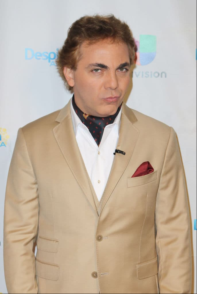Grupo de mujeres acusa a Cristian Castro de supuesta violencia en redes sociales
