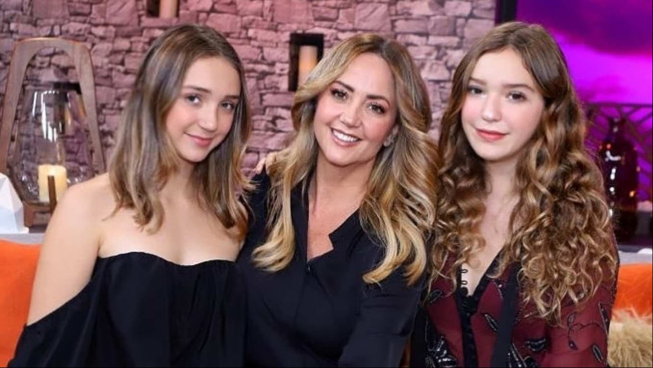 Andrea Legarreta exhibe cómo pasa el tiempo con sus hijas y sus arduas rutinas de ejercicio