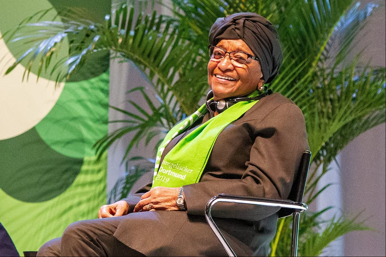 Las mujeres lograron ponerle fin a una guerra de 14 años y consiguieron, además, que su país tuviera a su primera mujer presidenta: Ellen Johnson Sirleaf. Desde el momento en que tomó el puesto, Johnson comenzó a trabajar por los derechos de las mujeres.