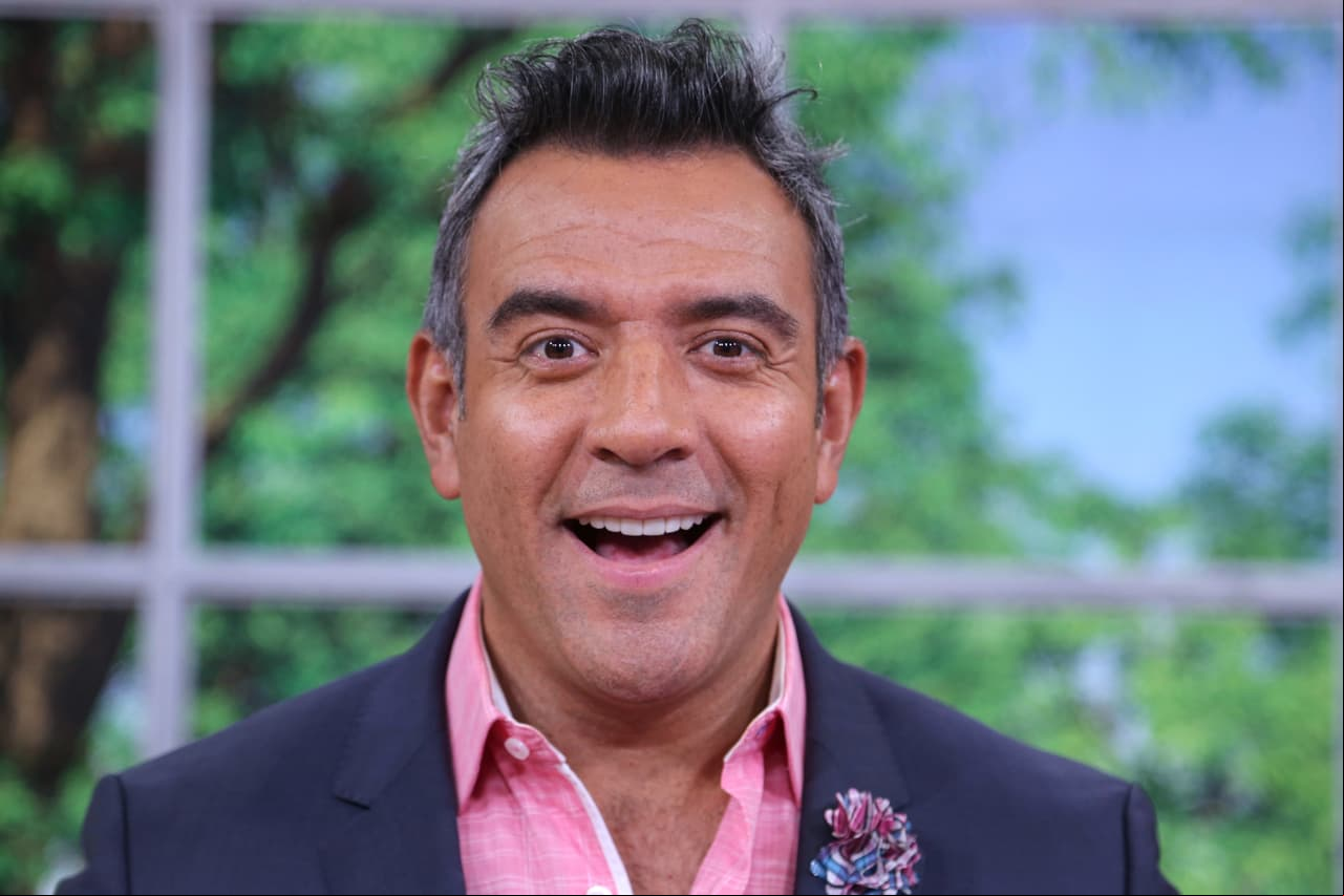 Héctor Sandarti confirma regreso a Televisa para conducir 'Minuto para ganar VIP'