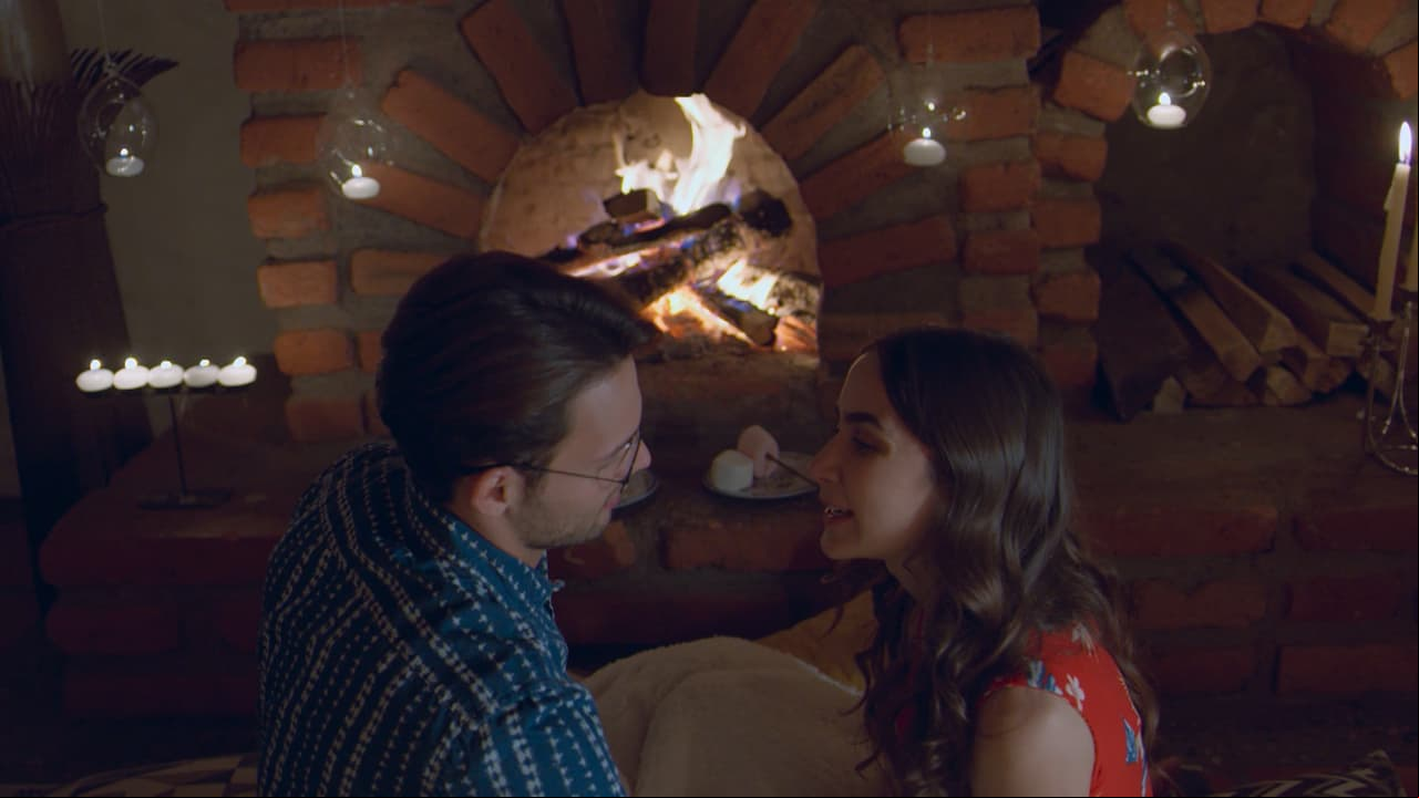 Otro que preparó una velada romántica fue 'Gael', quien sorprendió a 'Dafne'.