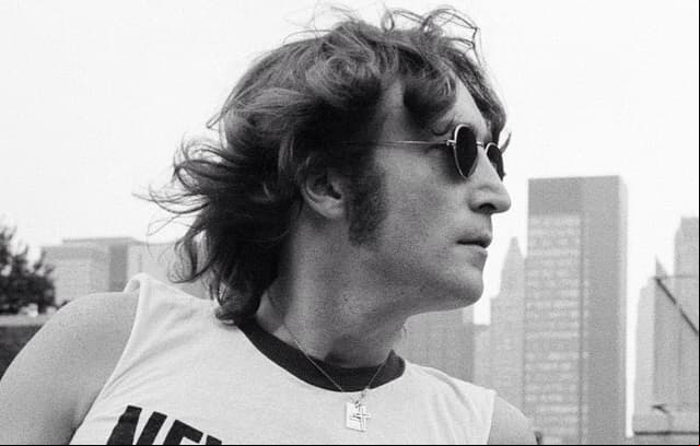 Amor, paz y mucha música, el legado de Lennon en frases