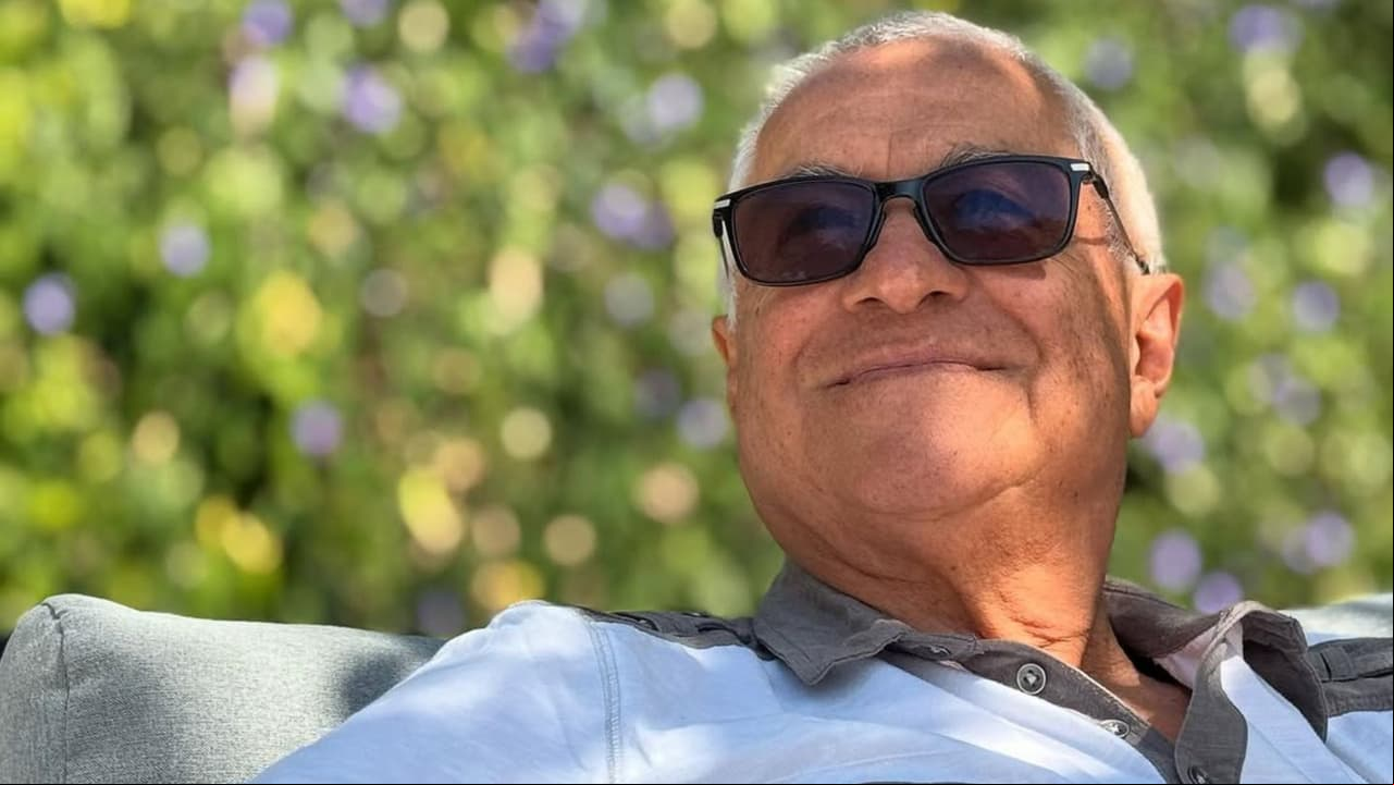 Poncho Herrera compartió la última foto de su padre donde se le ve muy sonriente y al aire libre