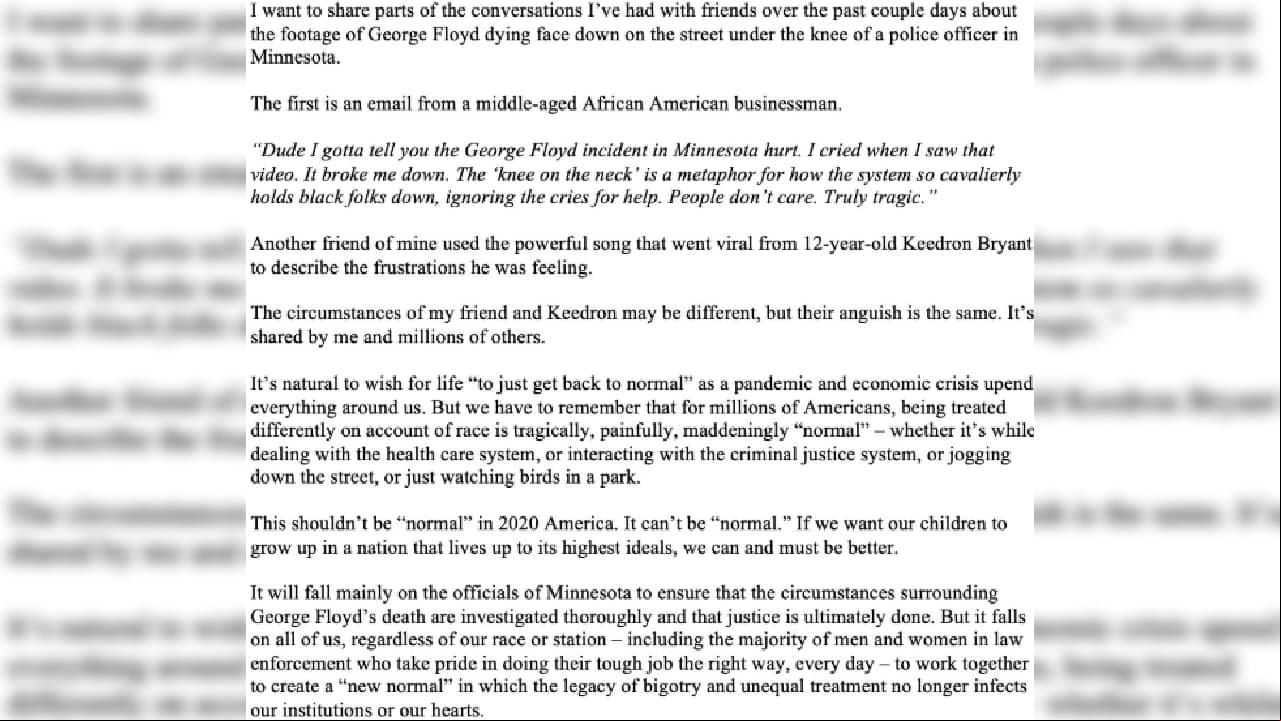 George Floyd fue detenido por intentar pagar con un billete falso de veinte dólares. Falleció en un hospital minutos después de su aprehensión.