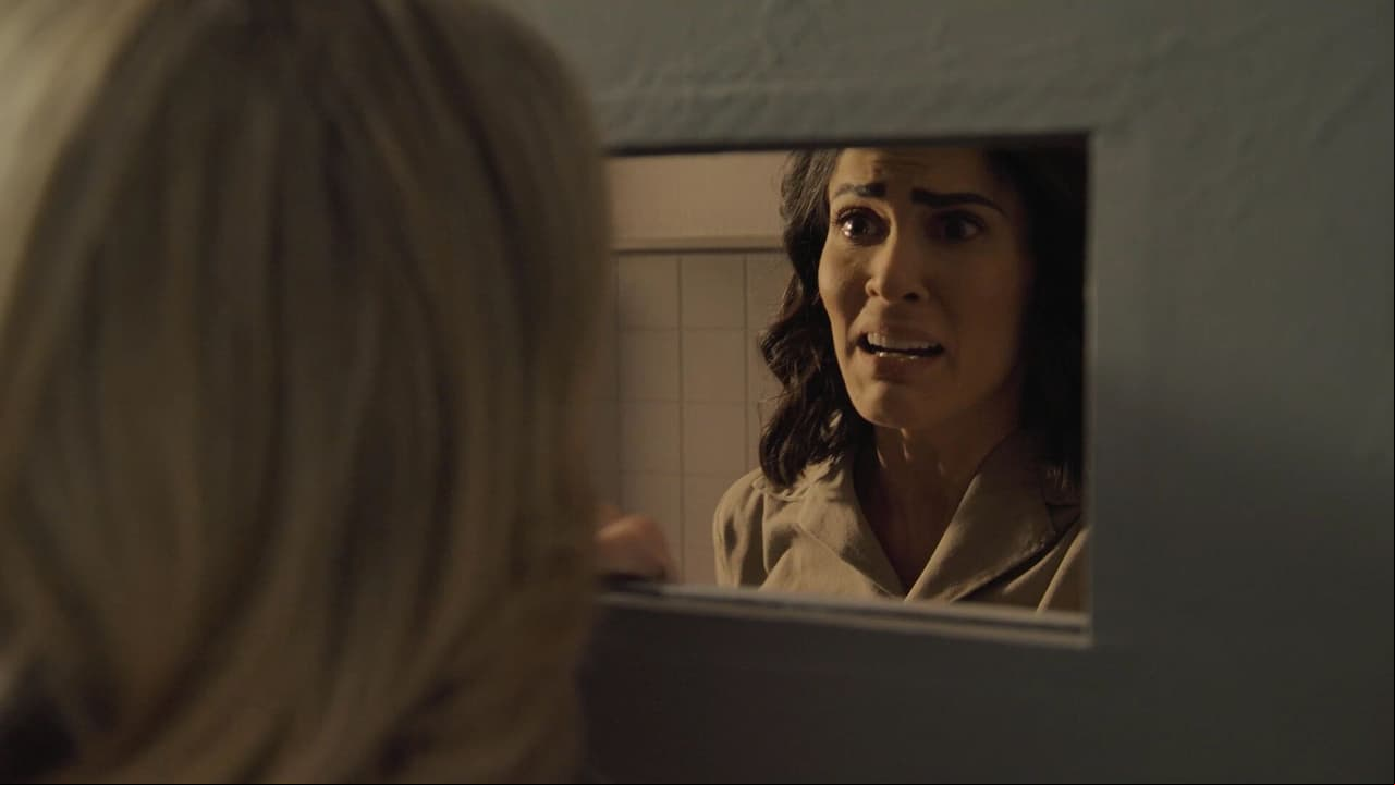 ¡Isabela se reencuentra con su madre en la cárcel!