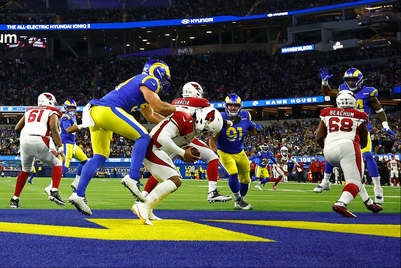 Los Ageles Rams fueron muy superiores a Arizona Cardinals en el último juego de la ronda de los comodines y avanzaron a la Ronda Divisional, donde se medirán a Tampa Bay Buccaneers.