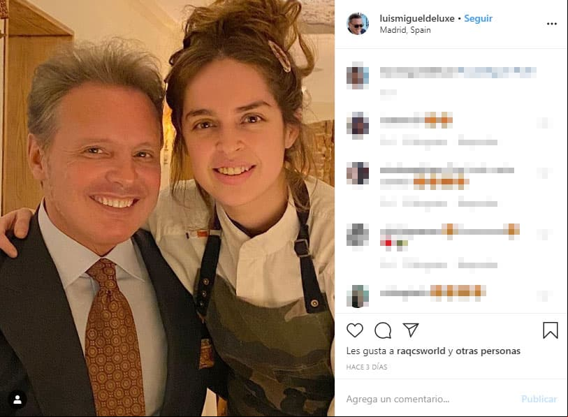A principios de 2020 Luismi sorprendió al filtrarse una imagen en la que aparece el intérprete de ‘Tengo todo excepto a ti’ con su característico traje y su nuevo look, muy sonriente junto a una joven, que le pidió la tradicional foto del recuerdo. De acuerdo con varios medios, la instantánea fue tomada en un restaurante de Madrid España, por la chef Maru Ávila, quien la compartió y acompañó con el mensaje ‘El Sol de México’.