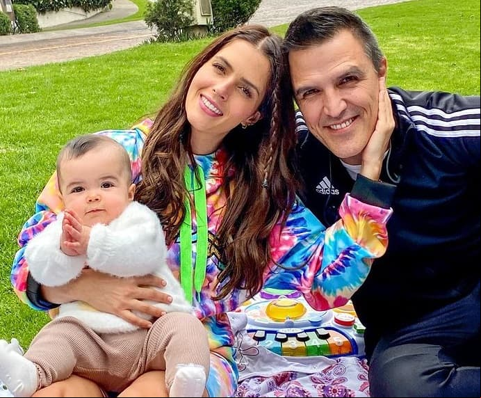 Fue en diciembre de 2019 que la estrella de cine y televisión se convirtió en madre por primera vez de la pequeña Kira, fruto de su matrimonio con Billy Rovzar.