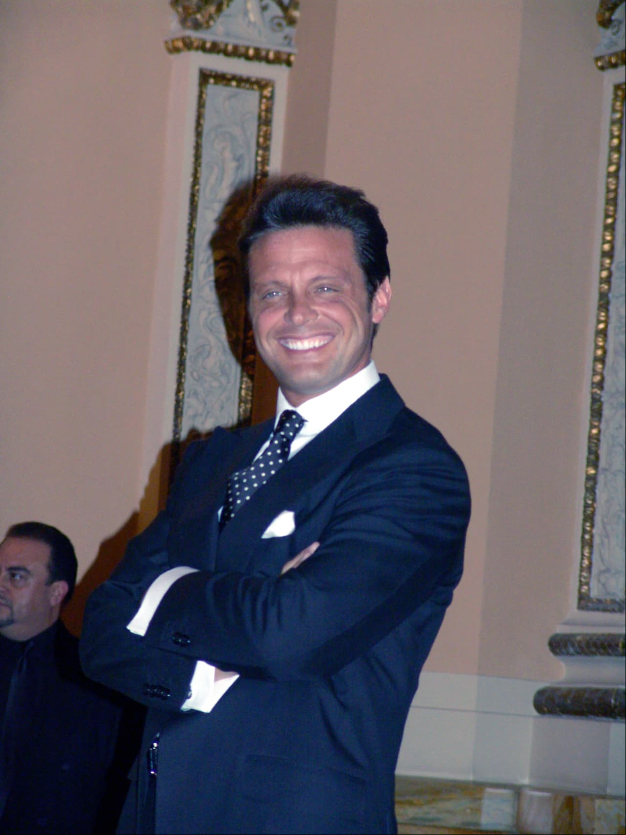 En 2004 presentó su primera producción con mariachi, titulada ‘México en la piel’, la cual le otorgó múltiples premios Grammy, Grammy latino, Billboard y Lunas del Auditorio.