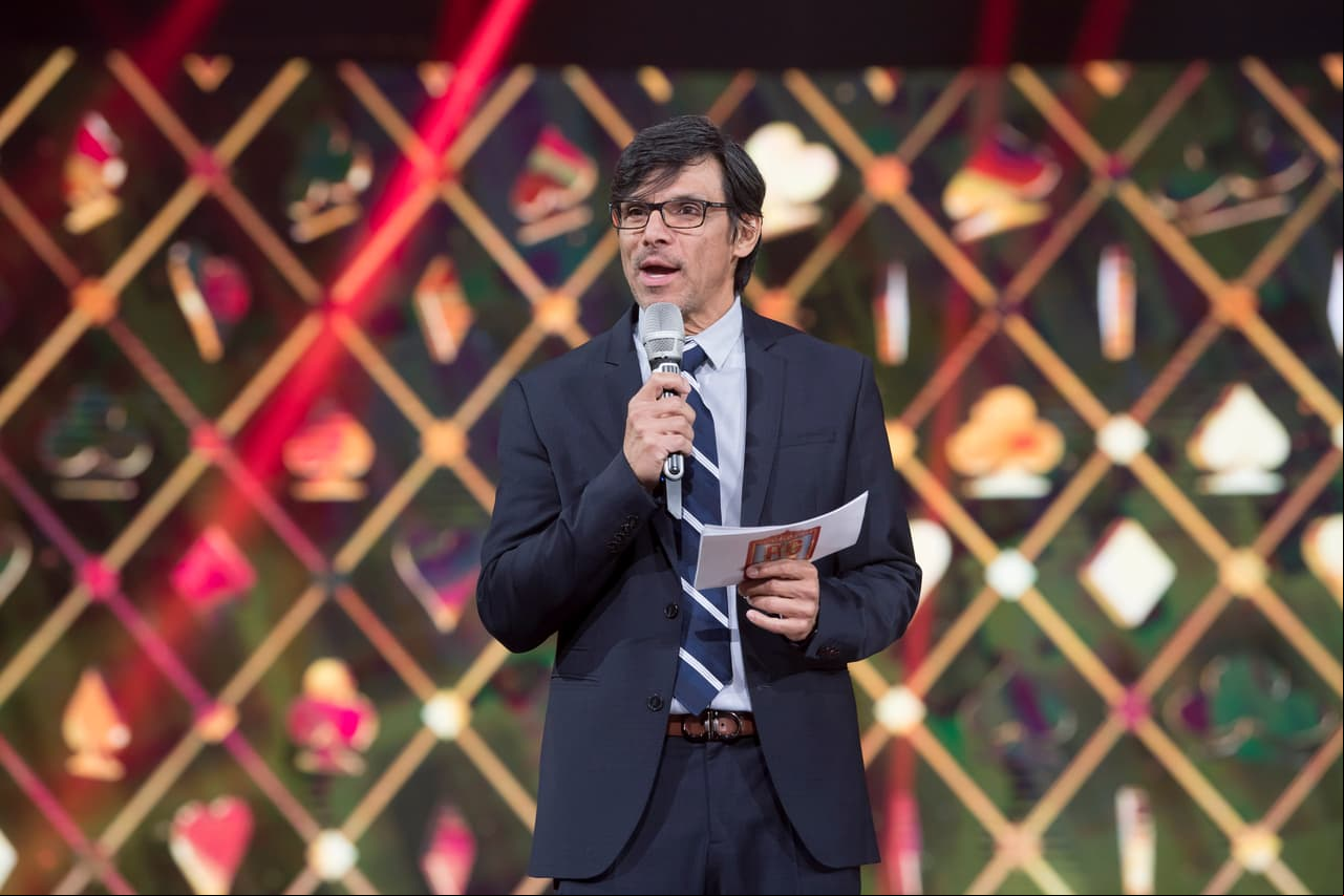 El productor Rubén Galindo presentó ante los medios de comunicación, la cuarta edición de reality Pequeños Gigantes, la cual promete que será totalmente diferente a las anteriores temporadas.
