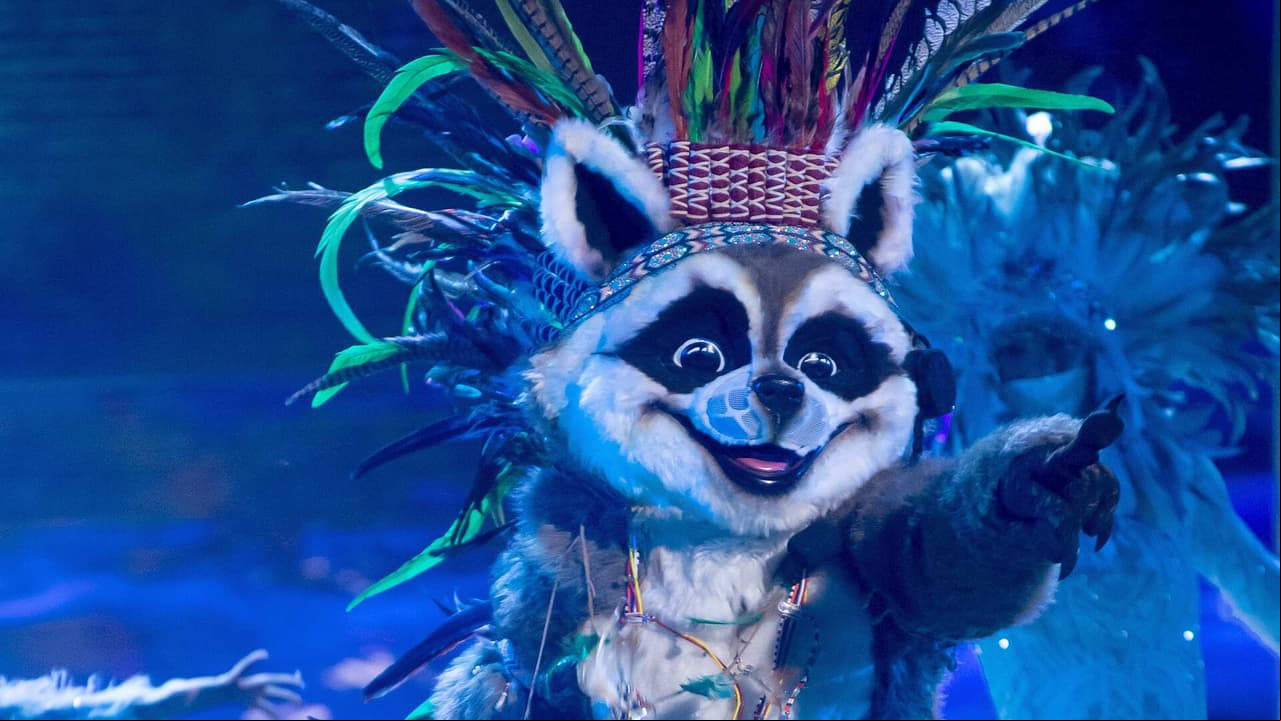 Apache gana el premio como el Personaje Más Peludo de ¿Quién es la Máscara?