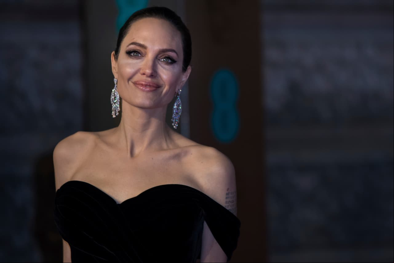10 famosos que no sabías son zurdos