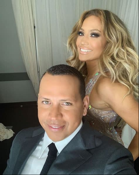 El exbeisbolista posteó un mensaje en su cuenta de Instagram donde agradece a JLo el que siga a su lado: “Jennifer, cada momento contigo es una bendición. Eres mi mejor amiga, mi inspiración, una madre increíble y un modelo a seguir para todos”.