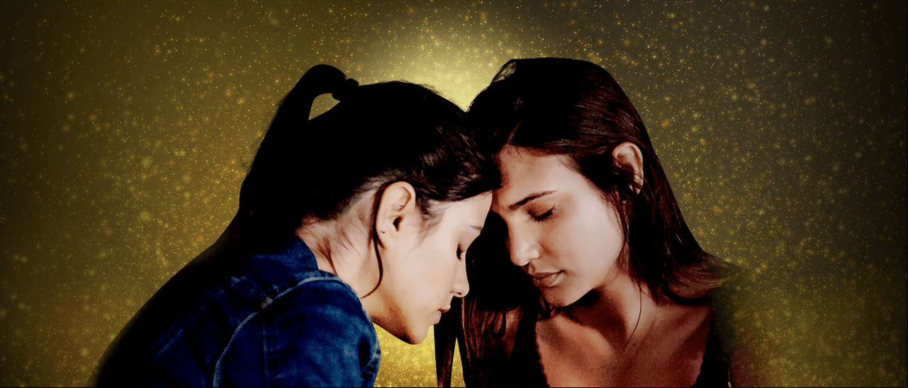 Tras una reñida votación, el beso de Juliantina le gana al de ArisTemo
