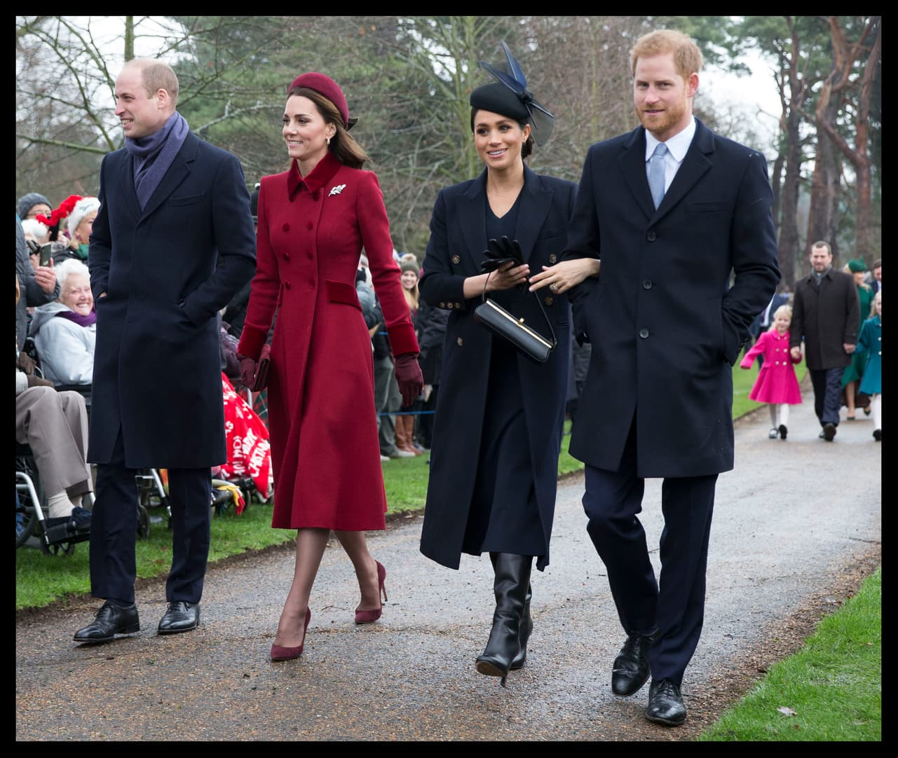 La Duquesa de Sussex y la Duquesa de Cambridge se encontraron en la tradicional misa de Navidad en Sandringham y aunque demostraron cordialidad, experta en lenguaje corporal asegura que su acercamiento fue fingido. ¡Checa la galería!
