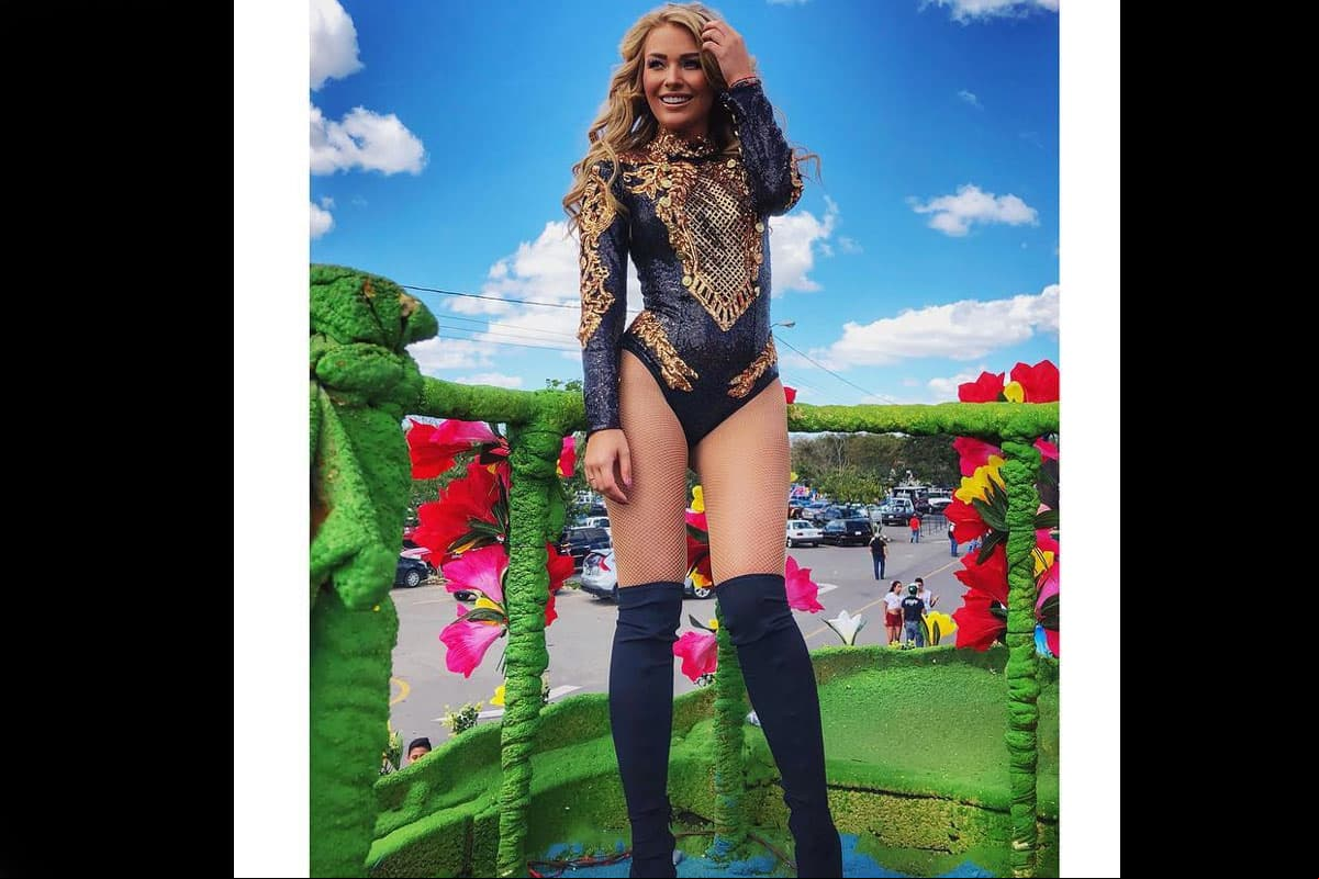 Esta no es la primera vez que Irina participa en un carnaval. En 2018, desfiló como parte del elenco de la festividad celebrado en Mérida, Yucatán.