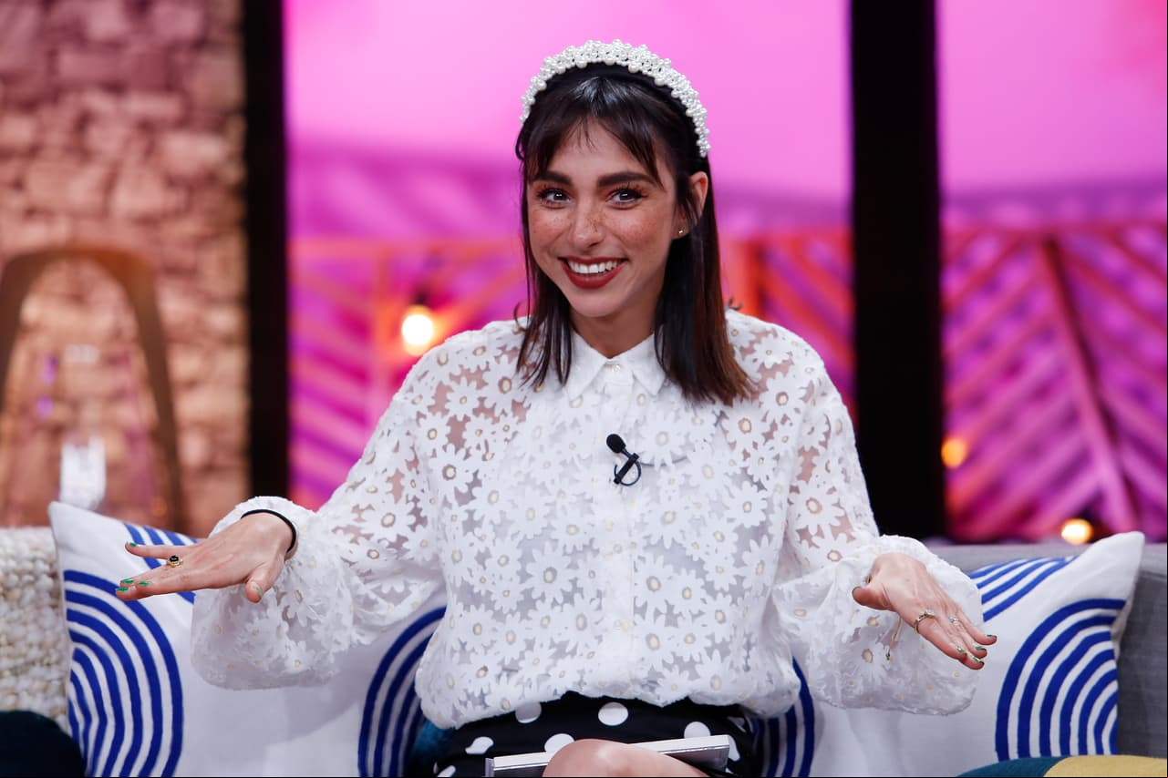 Y a pesar de que le gustaba ir a clases de ballet, sus compañeras le decían que se fuera mejor a karate.