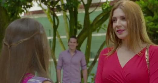 ESTE JUEVES: ¡Laura quiere vender a su hijastra con unos tratantes!