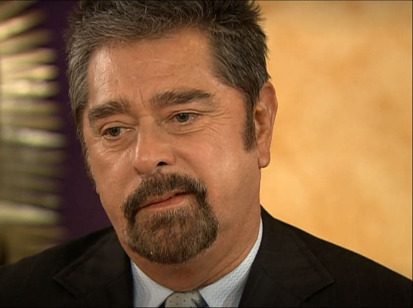 Raymundo Capetillo protagonizó el episodio 'Seguir al amor' de 'La Rosa de Guadalupe'.
<br>
<br>Falleció el 12 de julio de este 2020 a causa del covid-19.