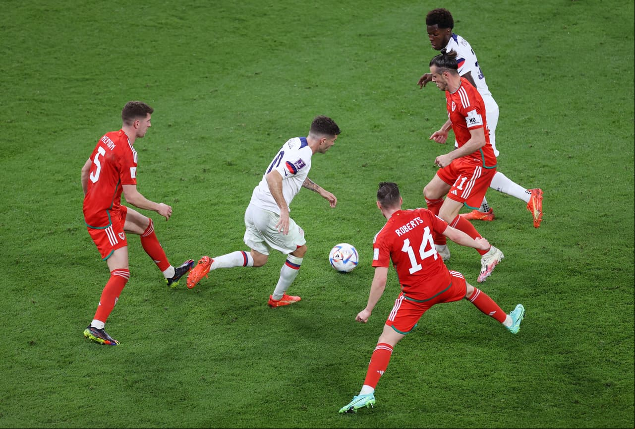 Gareth Bale se convirtió en la imagen que evitó la derrota de Gales ante el Team USA tras un cobro de penalti en el debut de ambas escuadras en Qatar 2022.