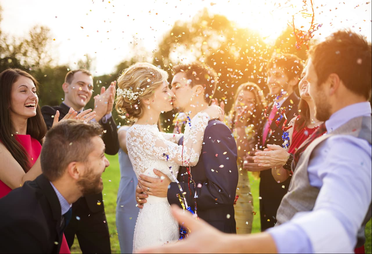 Mujer considera cancelar su boda con novio vegano.