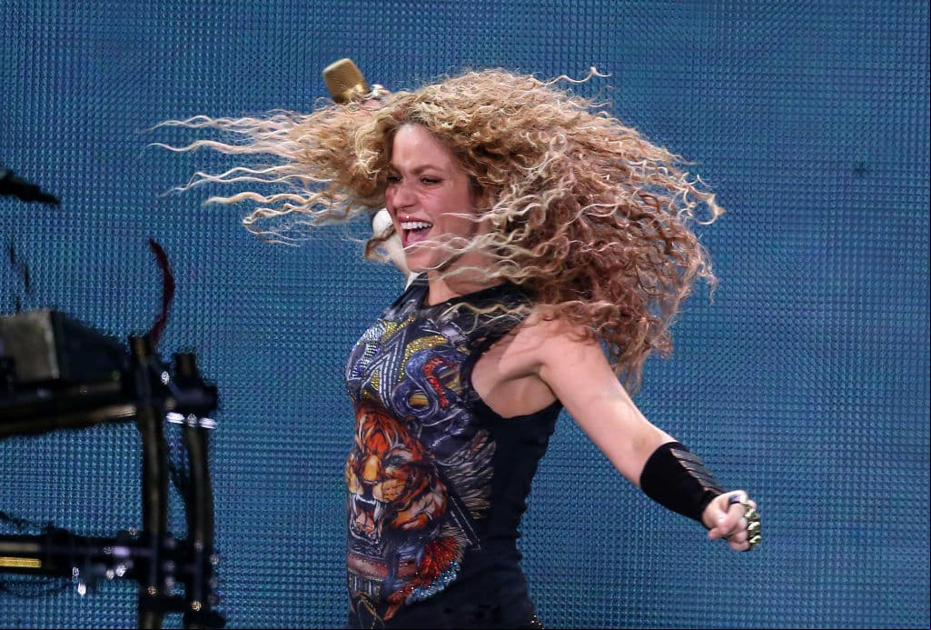 La última gira que realizó Shakira fue ‘El Dorado World Tour’ en la que durante cinco meses recorrió 55 países, entre ellos: México, Colombia y Alemania, entre otros. A lo largo de ese tiempo, interpretó éxitos en vivo como 'La bicicleta', 'Chantaje' y 'Me enamoré'.