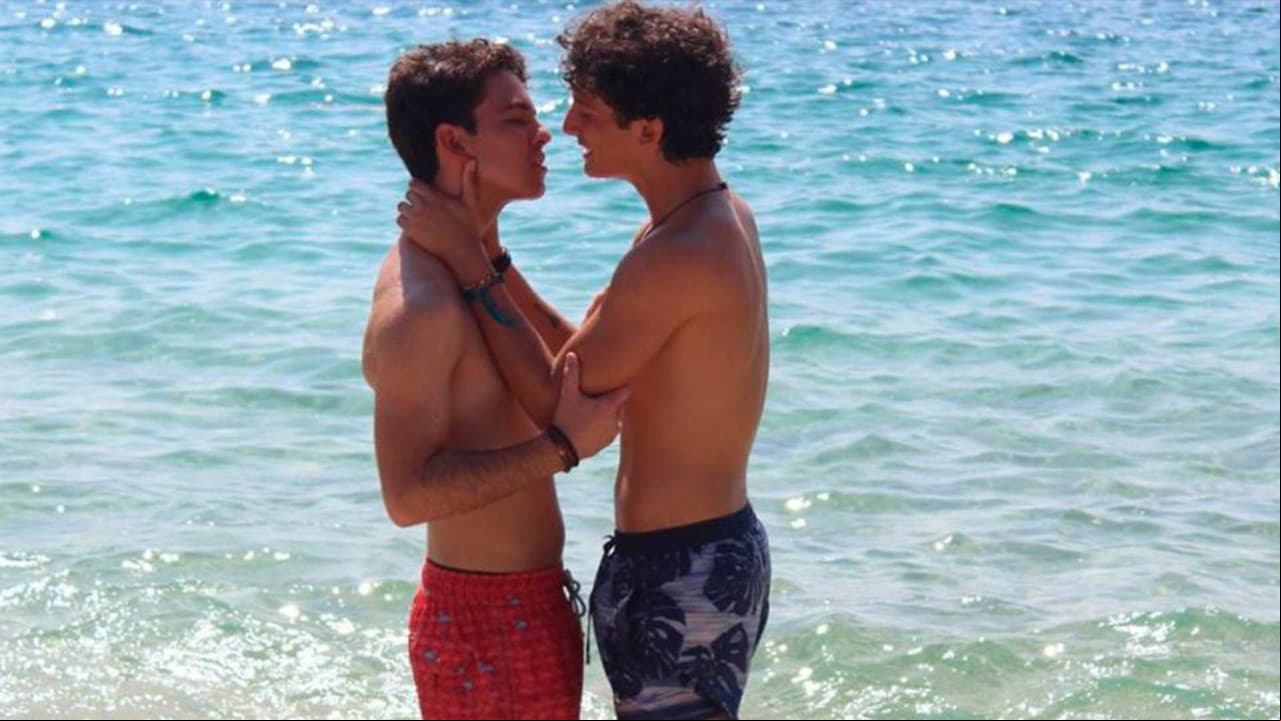 El beso de 'Aristemo' en la playa