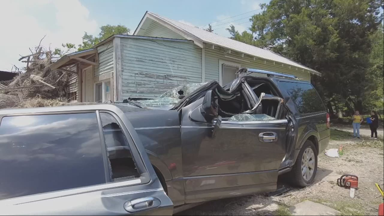 Una joven madre perdió la vida durante una fuerte tormenta en Houston, ahora sus cuatro hijos y su esposo buscan ayuda para cubrir los gastos funerarios