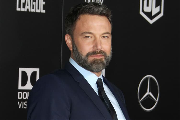 Aseguran que Ben Affleck recayó en el alcohol