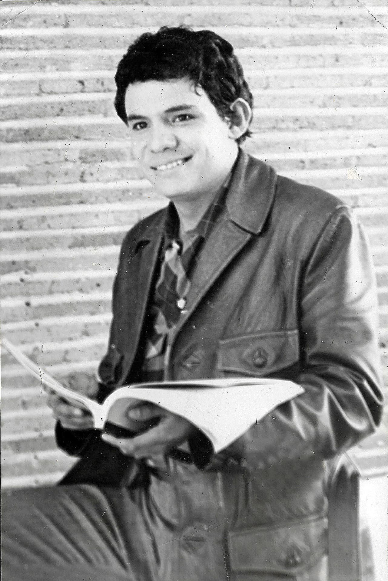 El cantante mexicano José José, mejor conocido como ‘El Príncipe de la Canción’, falleció este sábado a los 71 años de edad en Miami, Florida.