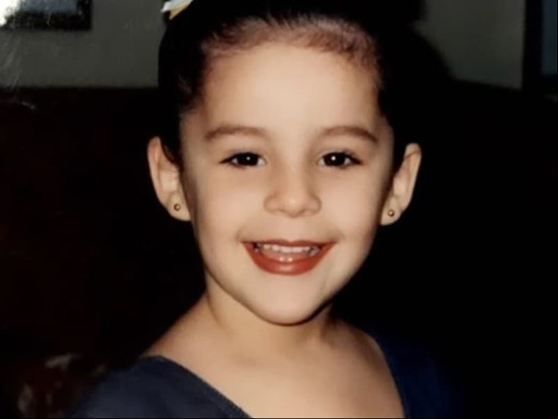 Las jóvenes se volvieron tendencia en Instagram gracias a las fotografías inéditas que compartieron de su infancia.