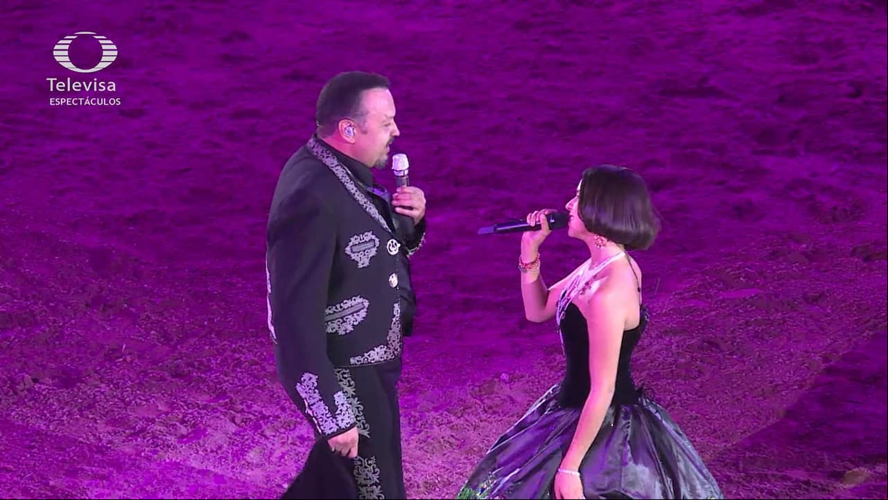 Pepe y Angela Aguilar contemplan la posibilidad de trabajar con Alex Fernández