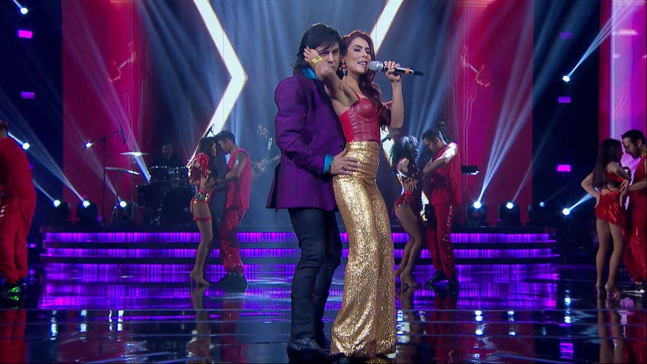 María León canta ‘Perro Amor’ y Albertano mueve las caderas en Pequeños Gigantes 2020