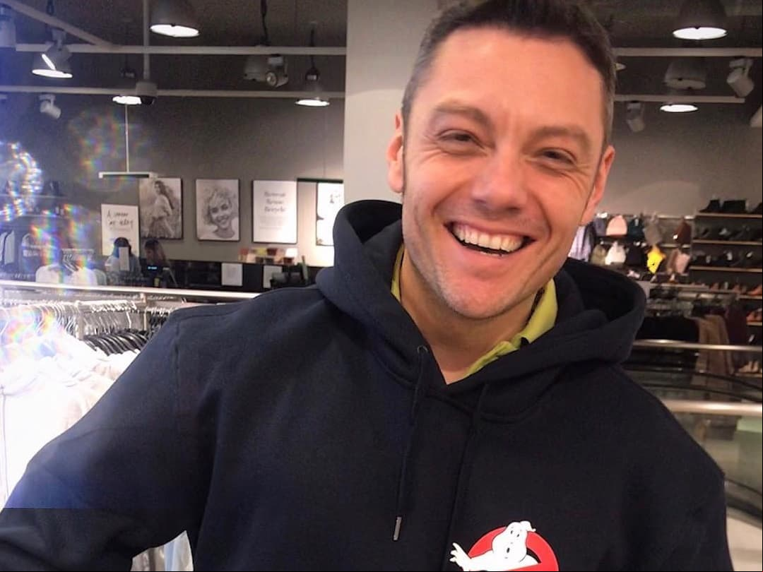 Tiziano Ferro presume boda con Víctor Allen a 13 años de llamar bigotonas a las mexicanas